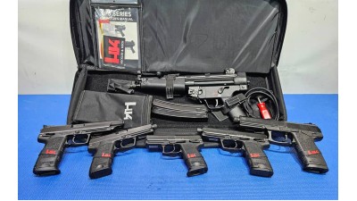 HK USP AND SP5 PIC