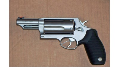 TAURUS 45/410 Judge  2.5inch Revolver